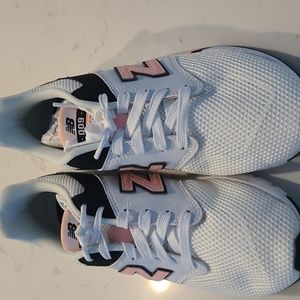 Womens NB White Sneakers